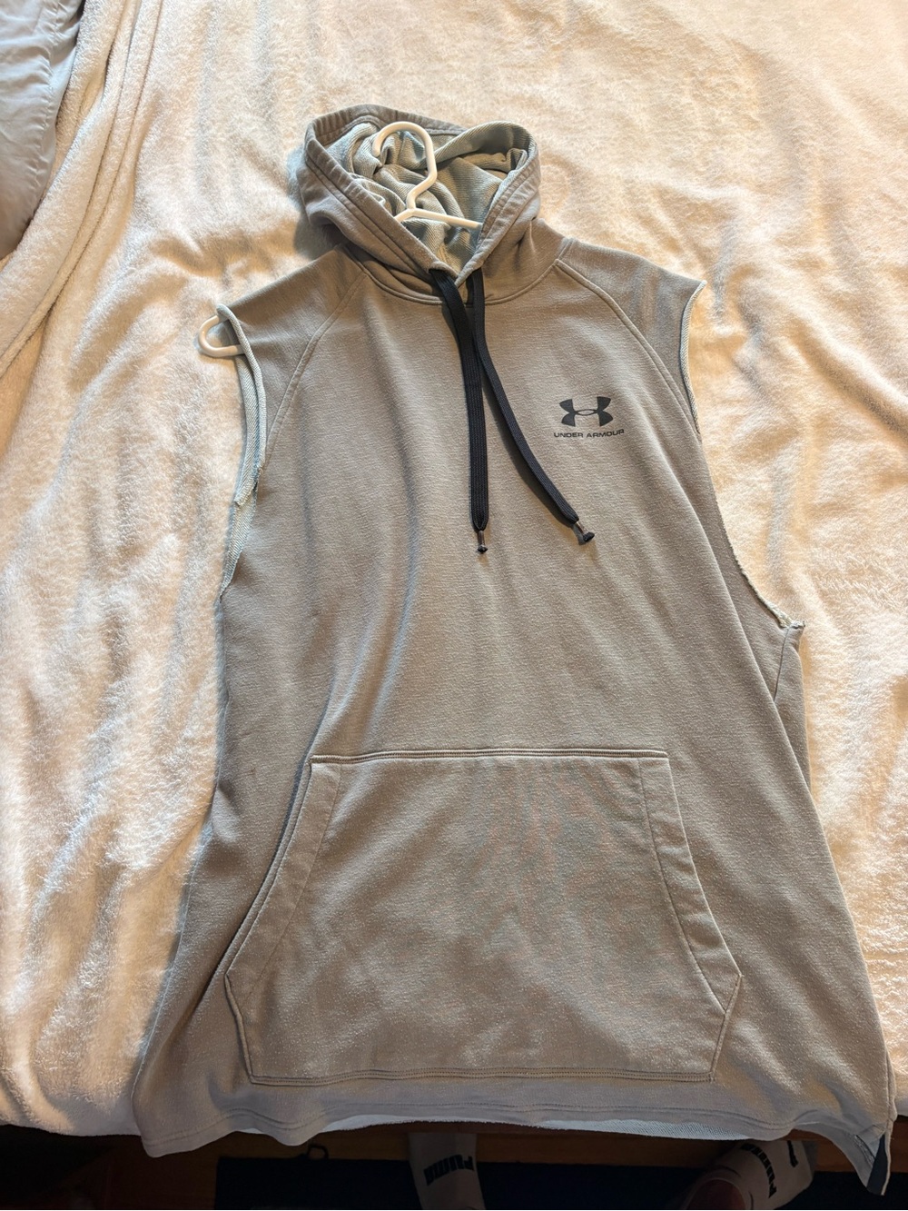 Under Armour Lg Men’s Sleeveless Zip-Up Hoodie - Light Gray with Black Drawstrin